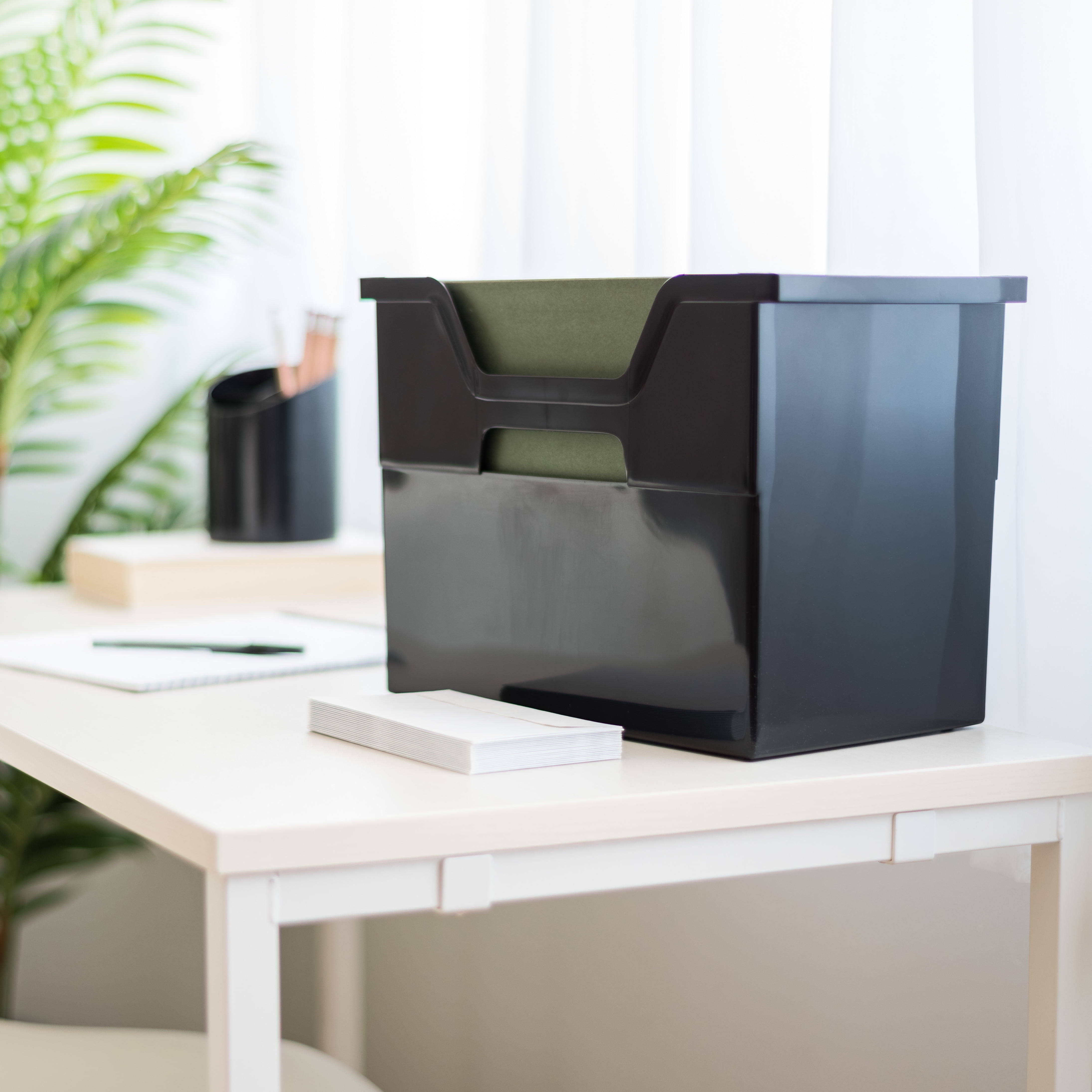 IRIS Large Portable Desktop File Box with Open Lid, Side Handles, Hanging File Folders, Tabs & Inserts, 4Pk