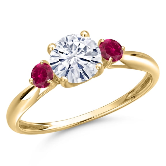 Gem Stone King 10K Yellow Gold White Moissanite and Red Created Ruby 3-Stone Ring for Women | 1.08 Cttw | Round 6MM | Gemstone Birthstone | Size 8