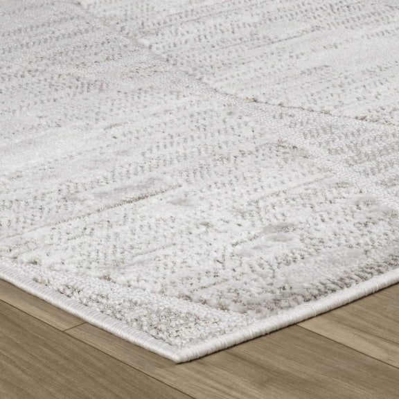4' X 6' Gray and Ivory Geometric Distressed Area Rug
