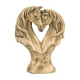 thumbnail image 1 of Décor de la Saint-Valentin en Résine Finition Lisse Sculpture de Cheval pour Salon, Bureau, Décoration Intérieure, 1 of 7