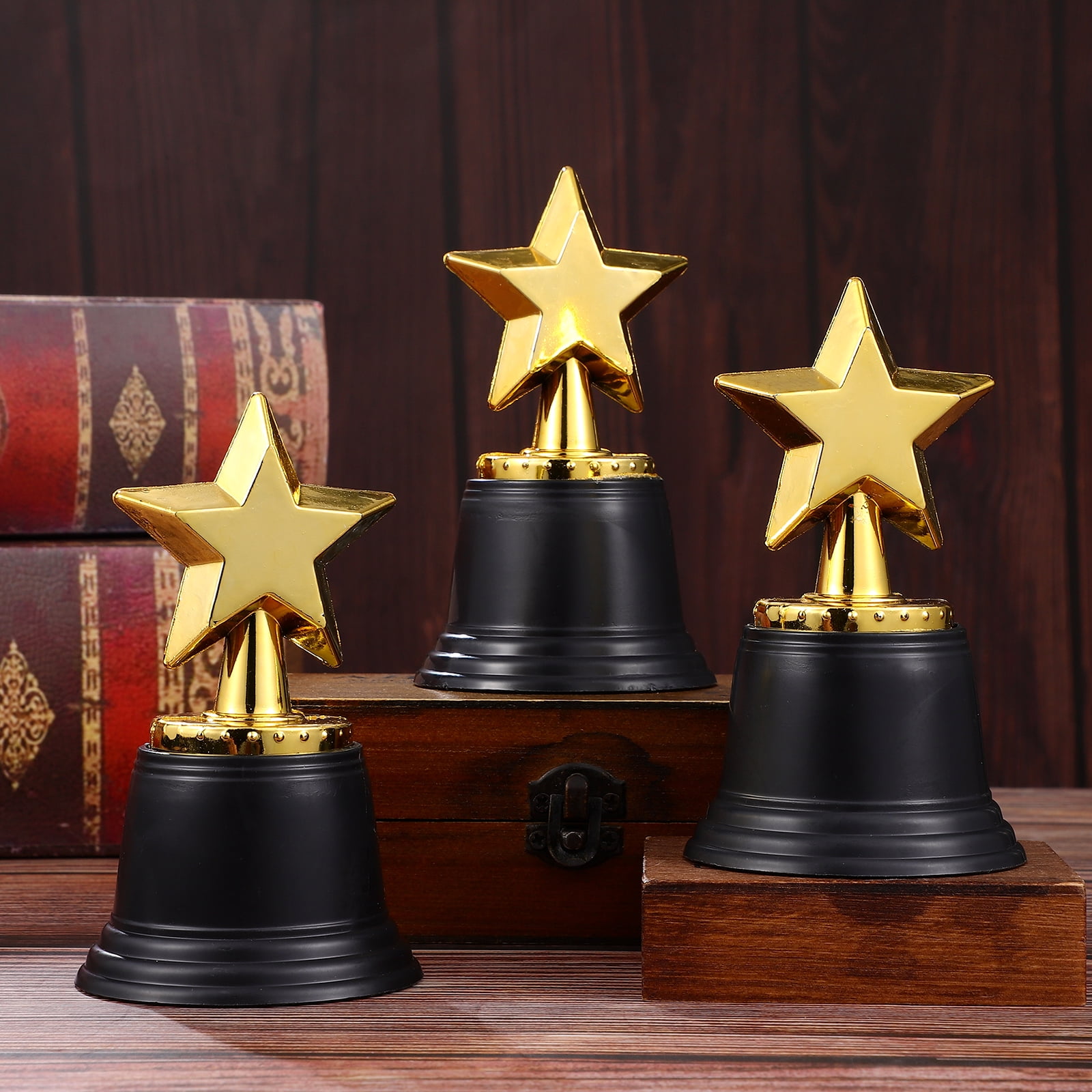 YOSADIER 20Pcs Plastic Five Point Star Trophy for Party Award and Decor