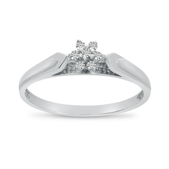 14K White Gold Diamond Cluster Ring