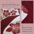 thumbnail image 4 of Juego de edredón DJY Christmas con estampado floral rojo tamaño king size, 3 piezas, 4 of 8