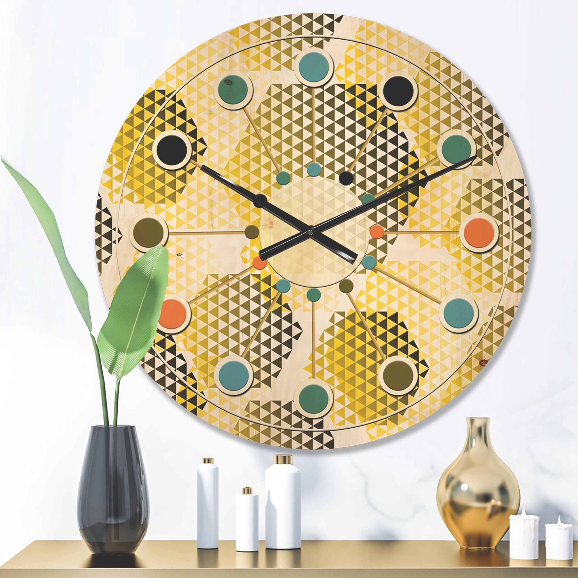 Designart 'Hexagon Retro Pattern XI' Mid-Century Modern Wood Wall Clock