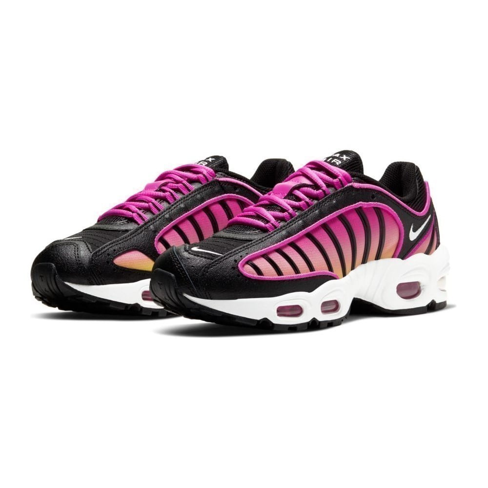 black nike air max tailwind