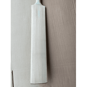 English Willow Cricket Bat with Free Bat Cover and Toe Guard – Lightweight, Durable, Perfect for All Skill Levels, Enhanced Performance