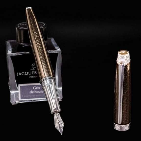 Caran d'Ache Leman Caviar Silver Fountain Pen - Medium