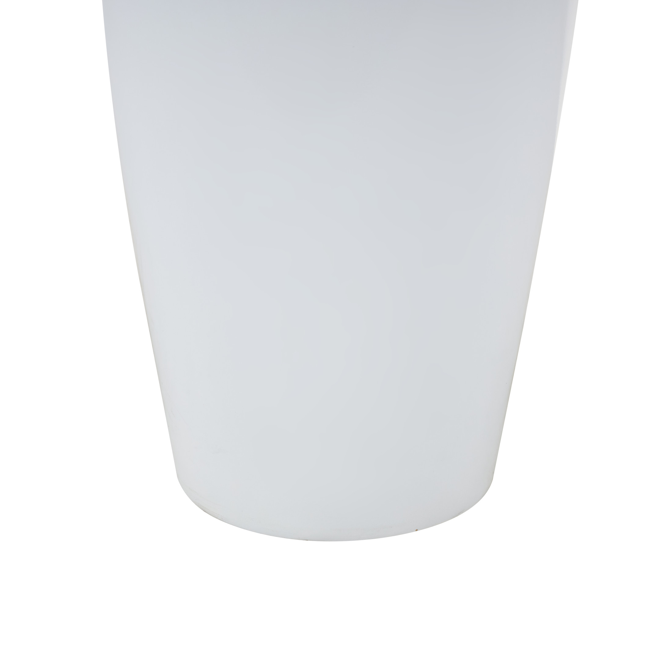 DecMode 24" White Fiberglass Vase