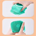 thumbnail image 4 of Paquete de 2 cepillos de baño para perros y gatos Cepillo de aseo para perros de goma de silicona Cepillo de masaje de silicona para cachorros Cepillo de limpieza para el cuidado del cabello, 4 of 5