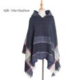 thumbnail image 2 of Poncho con capucha y estampado azteca bohemio para mujer con borlas, 2 of 5