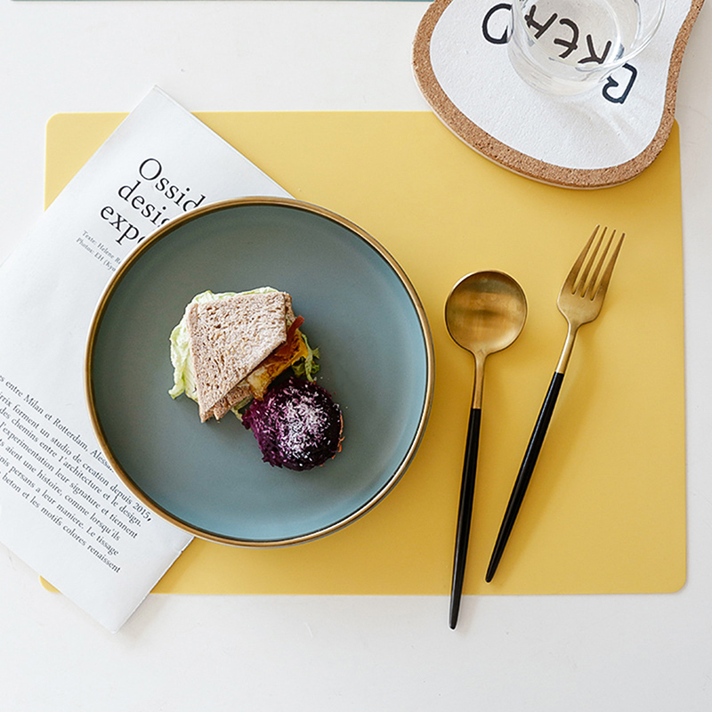 Silicone Placemats,FoodGrade NonSlip Cutting Hot Mats Tablemats Waterproof Table Mat