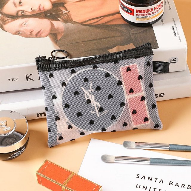 Bolsa de maquillaje de malla con forma de corazón para niñas, portátil, de gran capacidad, transpirable, para guardar pintalabios