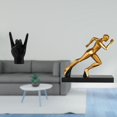 thumbnail image 2 of Estatua de corredor con gesto de roca, figura de personaje, escultura de resina, adecuada para regalar, decoración del hogar, restaurante, hotel, 2 of 8