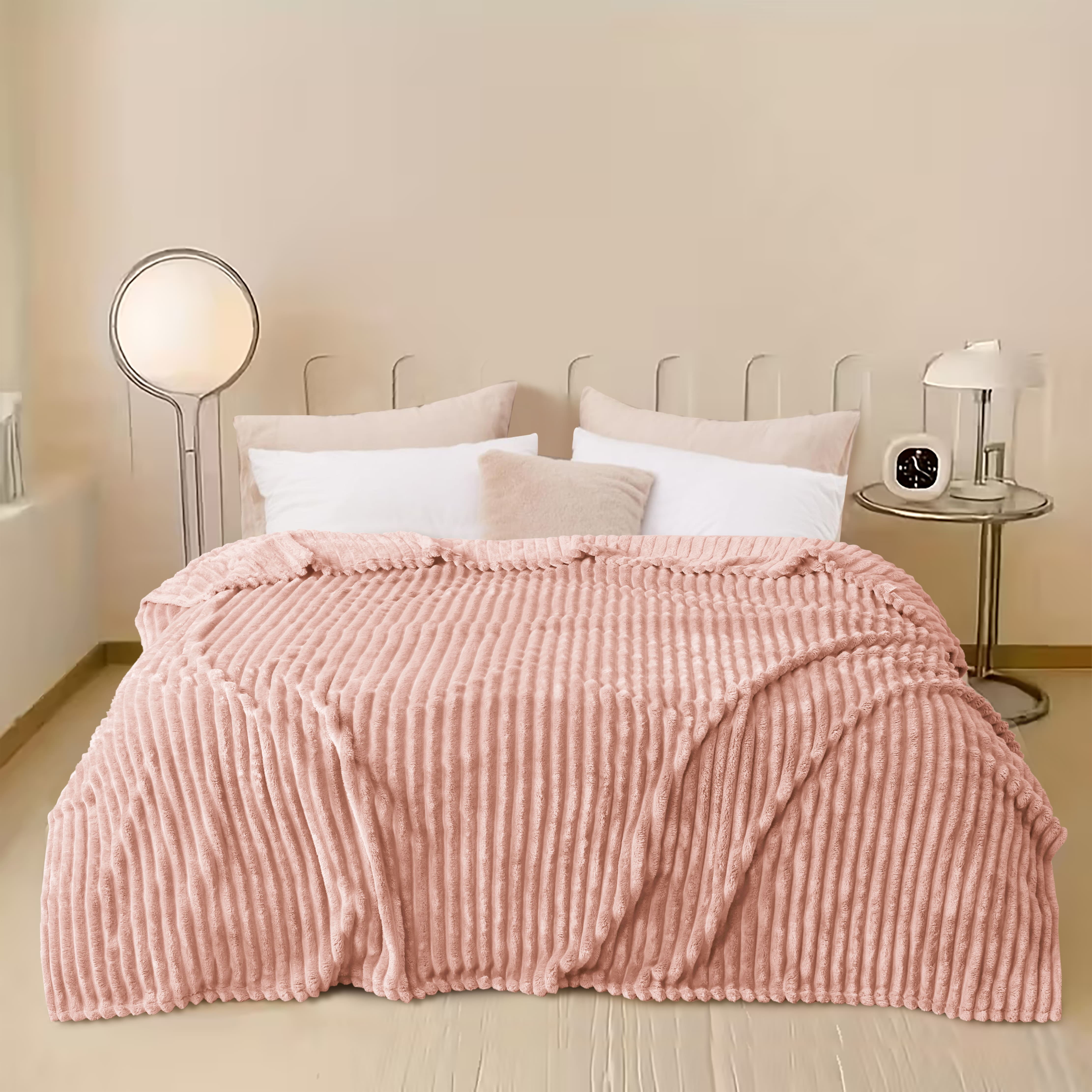 Oversized Queen Blanket for Bed (90”x100”), 400GSM Super Soft & Warm Fleece Throw Blankets for Bed, Couch, Sofa - 3D Ribbed Fluffy Lightweight Blanket All Season&nbsp;Use