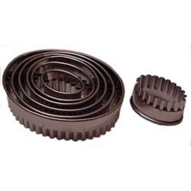 Fluted Oval Pastry Cutter 31/2"