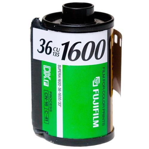 Fujicolor Superia 1600 Cu 135 Color Negative Film Iso 1600 35mm Size 36 Exposure Walmart Com Walmart Com