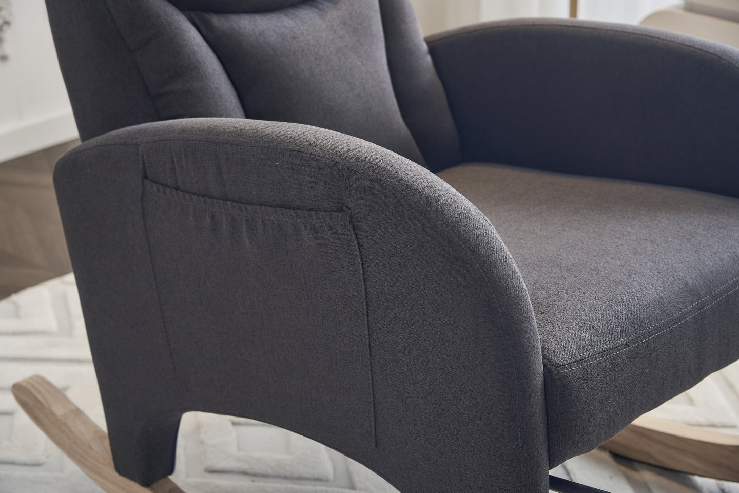 Rocking Chair Nursery, Nursery Rocking Chairs with Adjustable Footrest & Side Pocket, Comfy Rocking Chairs in Teddy Fabric, Reading Arm Glider Chair for Bedroom, Living Room, Office, Dark Grey