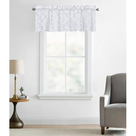 Metallic Pocket - Regal Home Collections Oversized Shabby Metallic Lattice Trellis Rod Pocket Window Valances - Metallic Silver