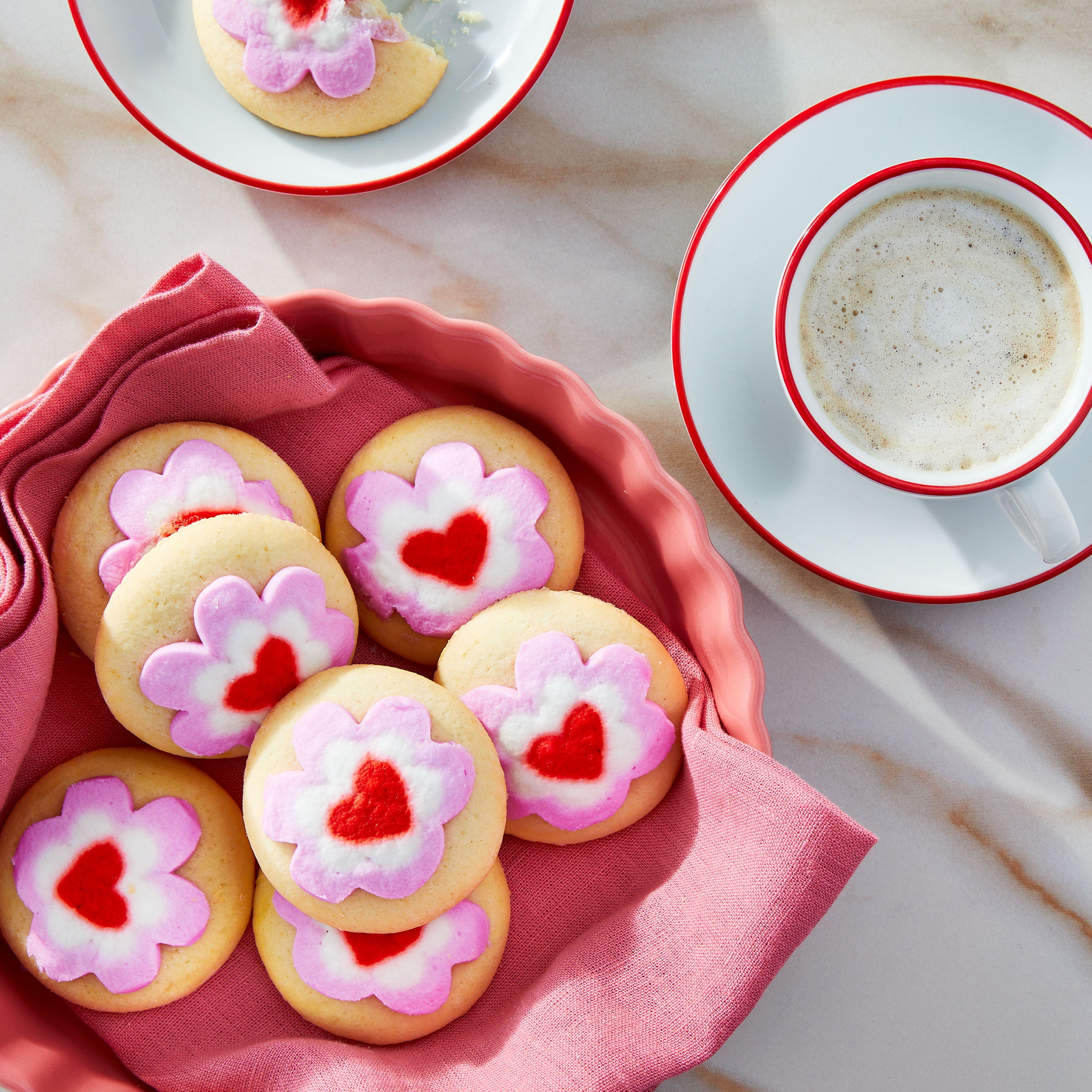 Freshness Guaranteed Valentine's Day Flower Frosted Cookies, 13.5 oz, 10 Count