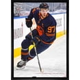 thumbnail image 1 of Connor McDavid Edmonton Oilers Toile Encadrée 20x29 Patinage avec Rondelle, 1 of 6