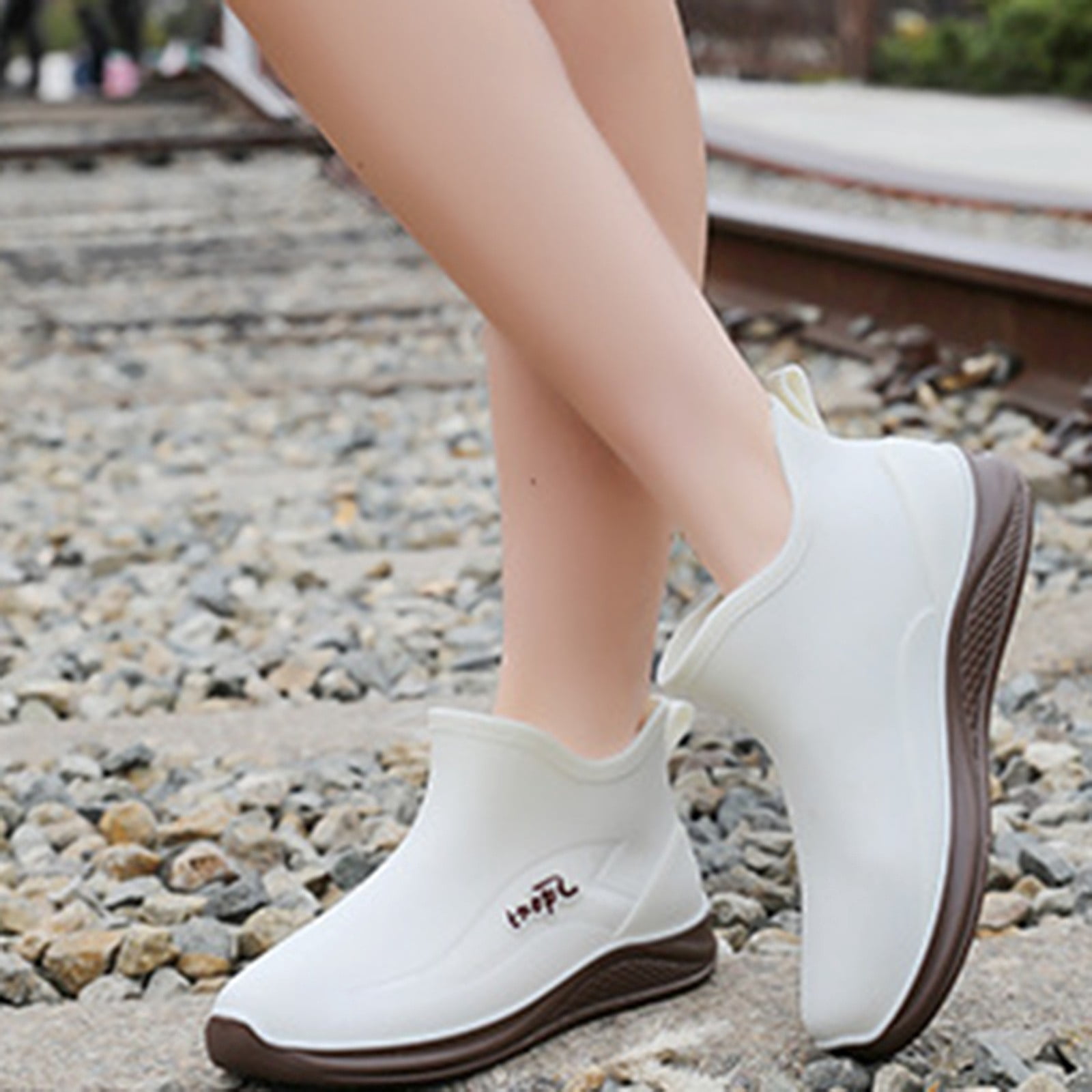 XIMIN Women Rain Boots Ankle Rain Shoes Anti-Slipping Waterproof Rainboots with Comfortable Lightweight Garden Rubber Rain Boot Outdoor Work Shoes Fishing Deck Boots