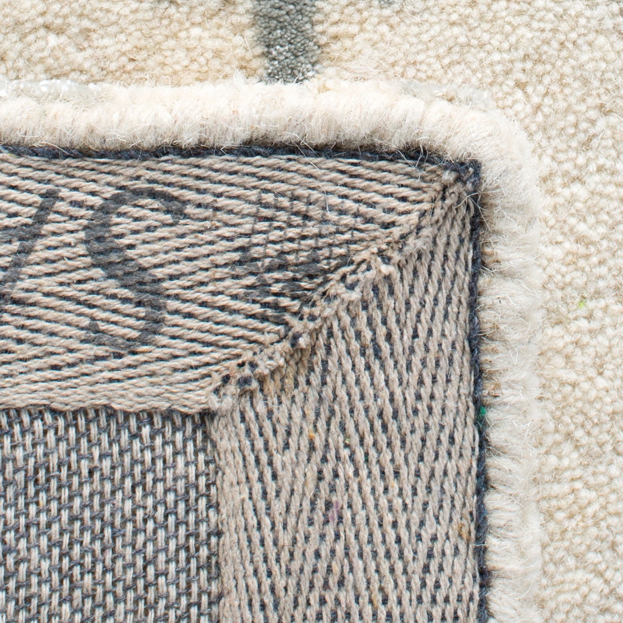 SAFAVIEH Himalaya Darin Geometric Wool Area Rug, Ivory/Grey, 8' x 8' Square