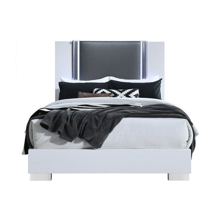 Global Furniture USA Modern Ylime Smooth White Queen Bed With Led Fully Slatted, White