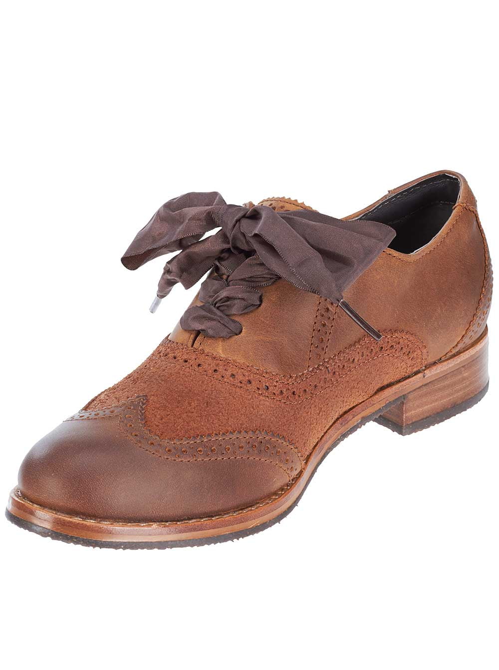 sebago brogues