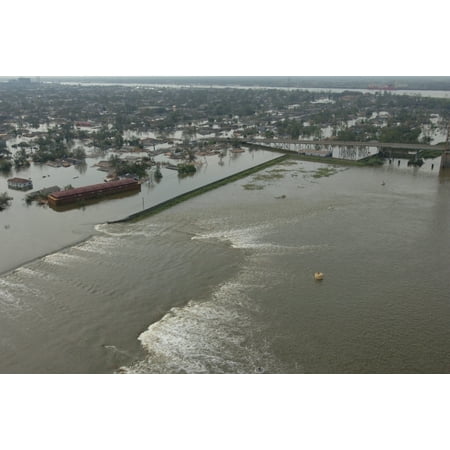 How many people died in hurricane katrina picture