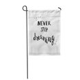 thumbnail image 1 of JSDART Typographique Main Lettrage Phrase Jamais Arrêter de Rêver Motivation Jardin Drapeau Décoratif Drapeau Maison Bannière 28x40 Pouces, 1 of 1