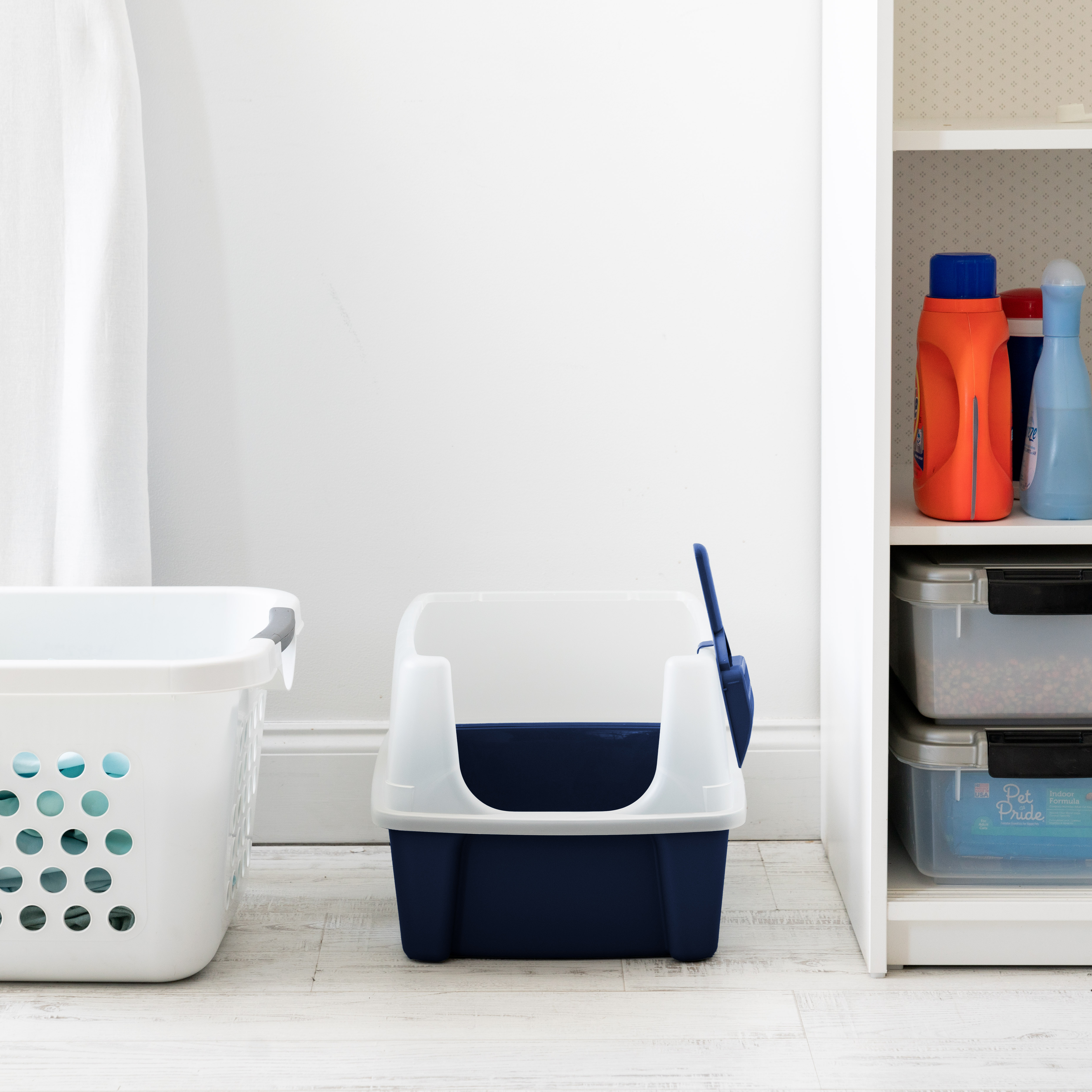 Inspired Essentials High Sided Cat Litter Box with Scoop photo 4