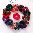 thumbnail image 1 of CARBONLIKE Fashion Velvet Scrunchie Accesorios para el cabello Bandas de goma para el cabello Scrunchie para el cabello LingWen 8390612313790, 1 of 1