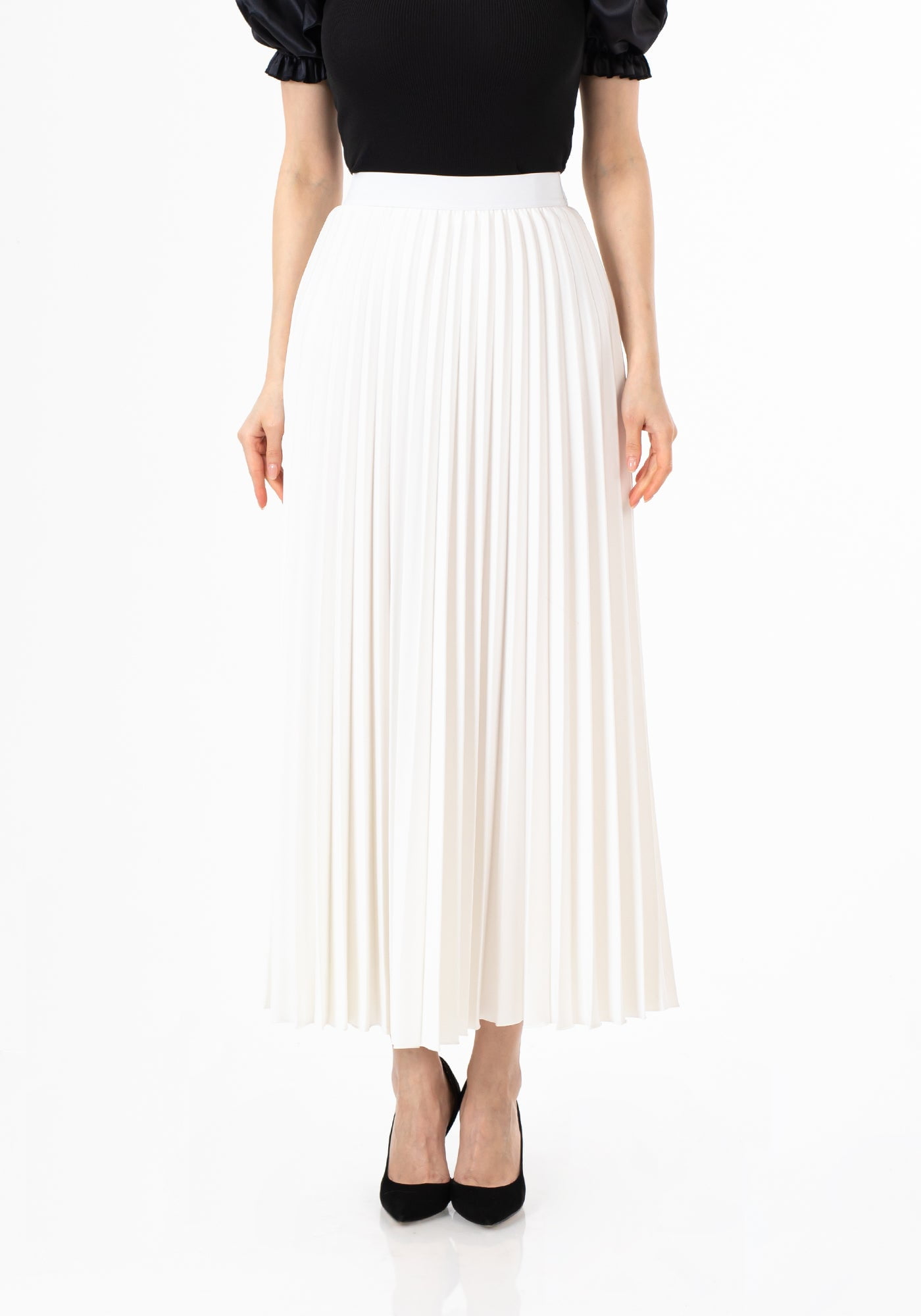 White pleated hotsell skirt lowes