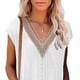 thumbnail image 3 of Blusa de manga corta calada con escote en V profundo y ribete de encaje, color blanco M Summer Chic, 3 of 5
