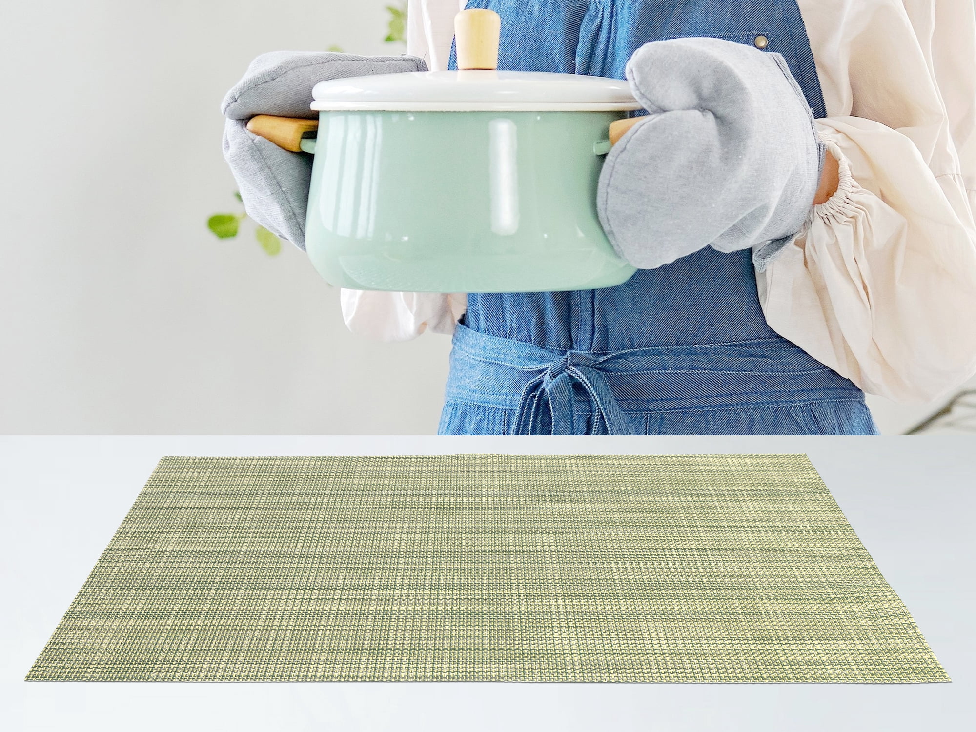 Unique Bargains 8 Pack Washable Placemats for Table Decor Wipeable Place Mat Green 18x12in