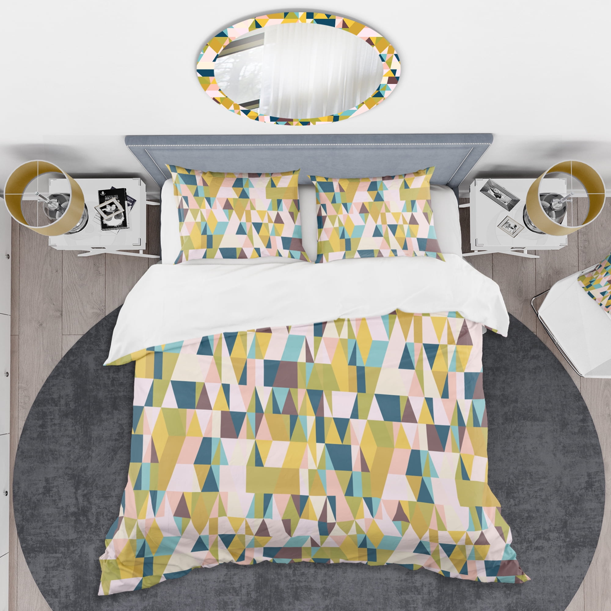 Designart 'Triangular Retro Design I' Mid-Century Modern Duvet Cover Set