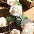 thumbnail image 3 of Flores artificiales rosas rojas, 25/50 unidades, rosas falsas de aspecto real con tallo para ramos de boda, centros de mesa, arreglos para fiestas, baby shower, decoraciones para el hogar, 3 of 6