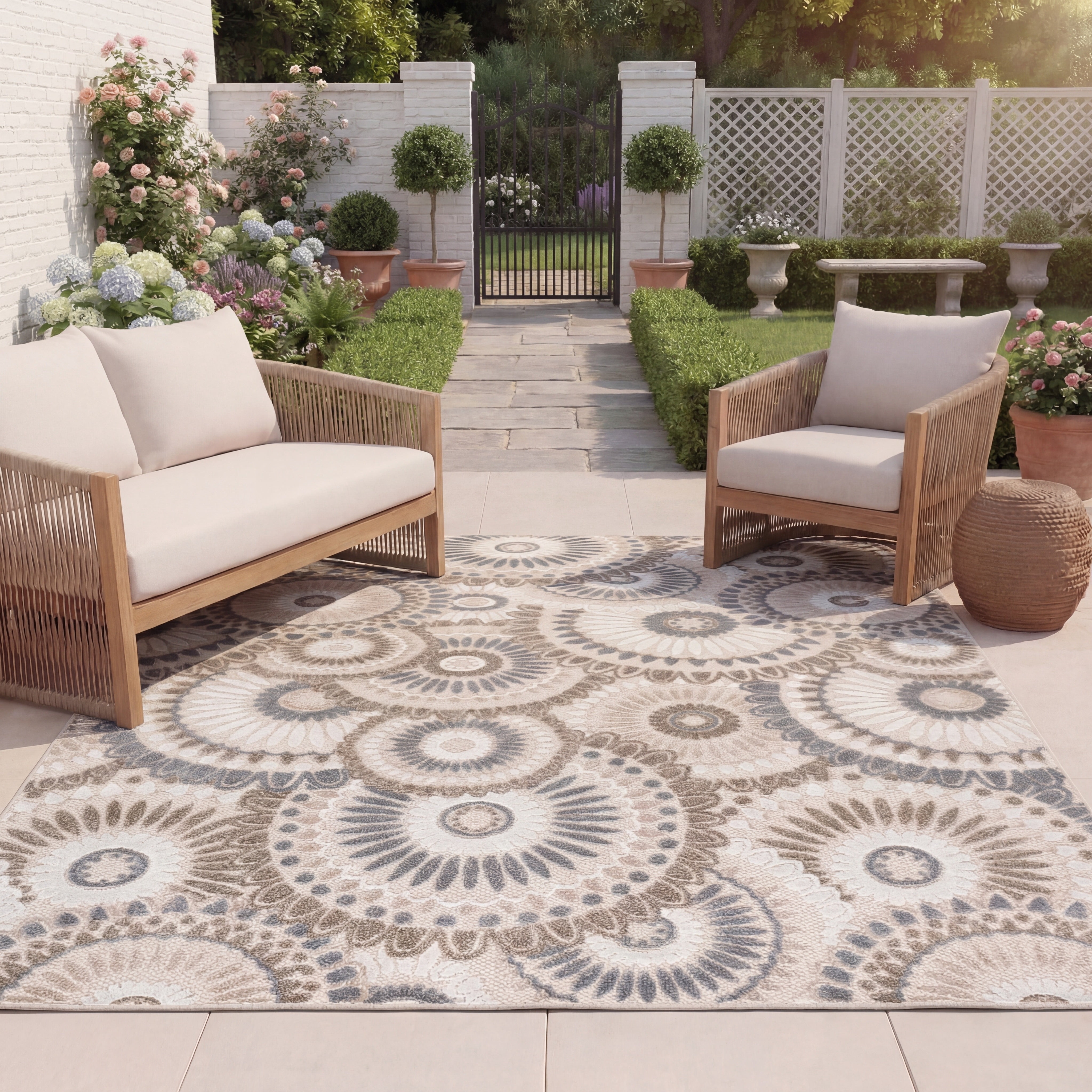 SAFAVIEH Cabana Brynn Floral Indoor/Outdoor Area Rug, Grey/Ivory, 8' x 10'