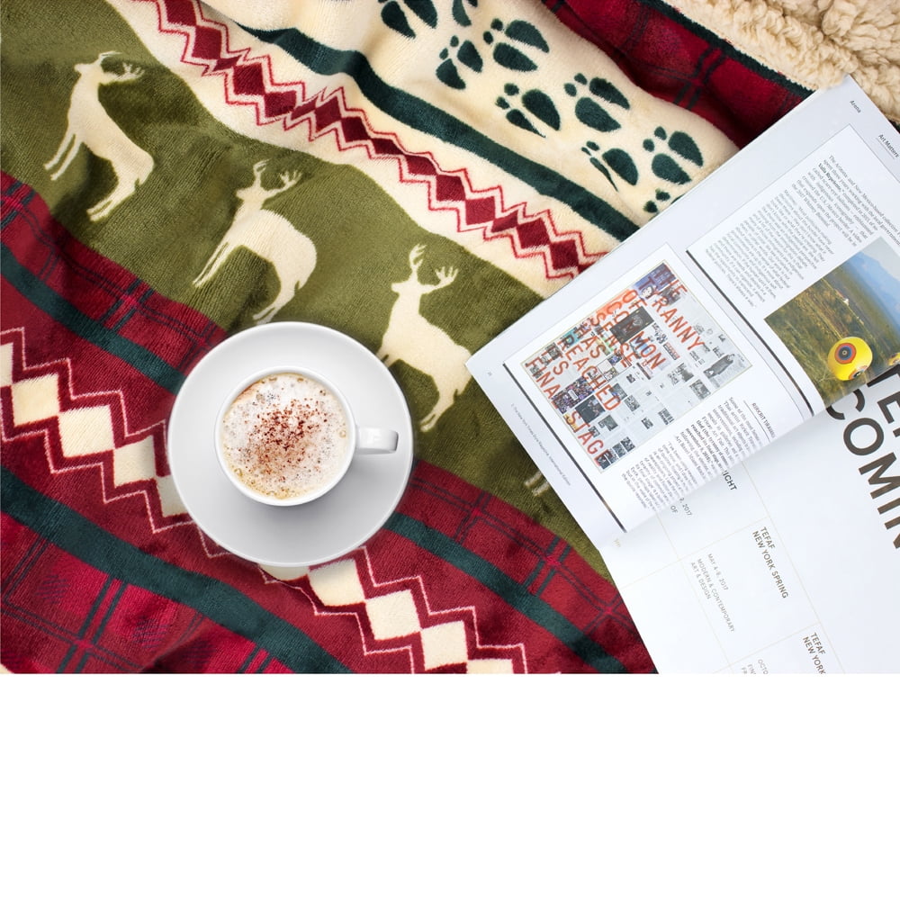 PAVILIA Christmas Sherpa Blanket Throw Queen Bed| Red Flannel Fleece Christmas Decoration Blanket| Plush, Warm, Soft Cozy Reversible Winter Holiday Blanket| Christmas Gift  90x90