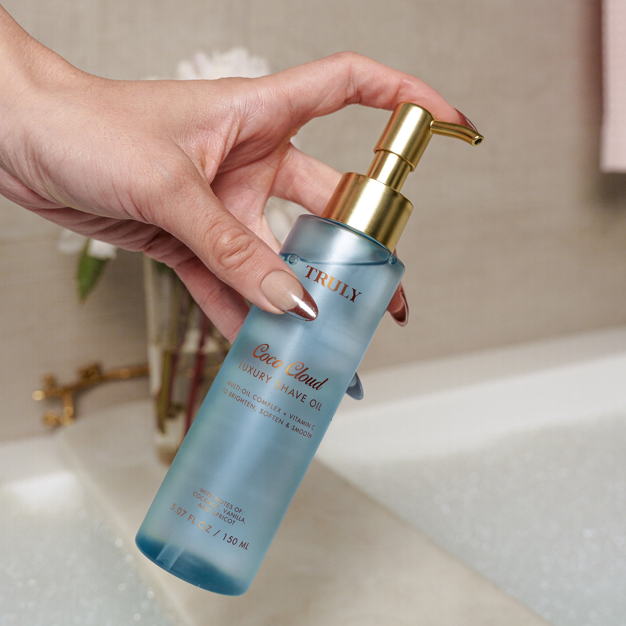 Truly Coco Cloud Luxury Shave Oil