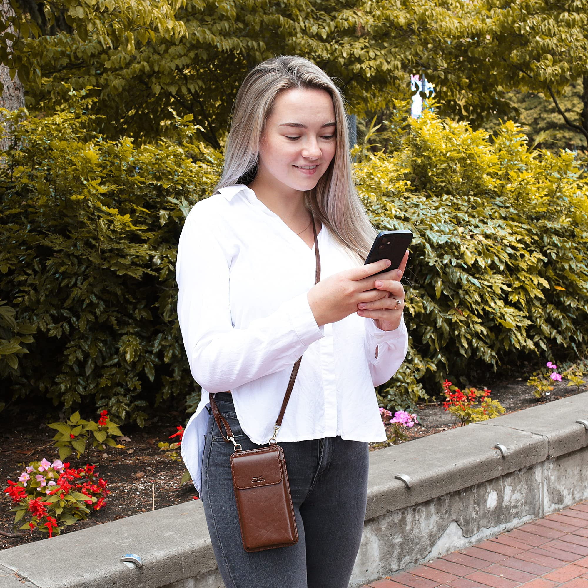 Claasico Womens Crossbody Wallet & Phone Case | iPhone/Samsung/LG Magnet Cell Pouch & Handbag