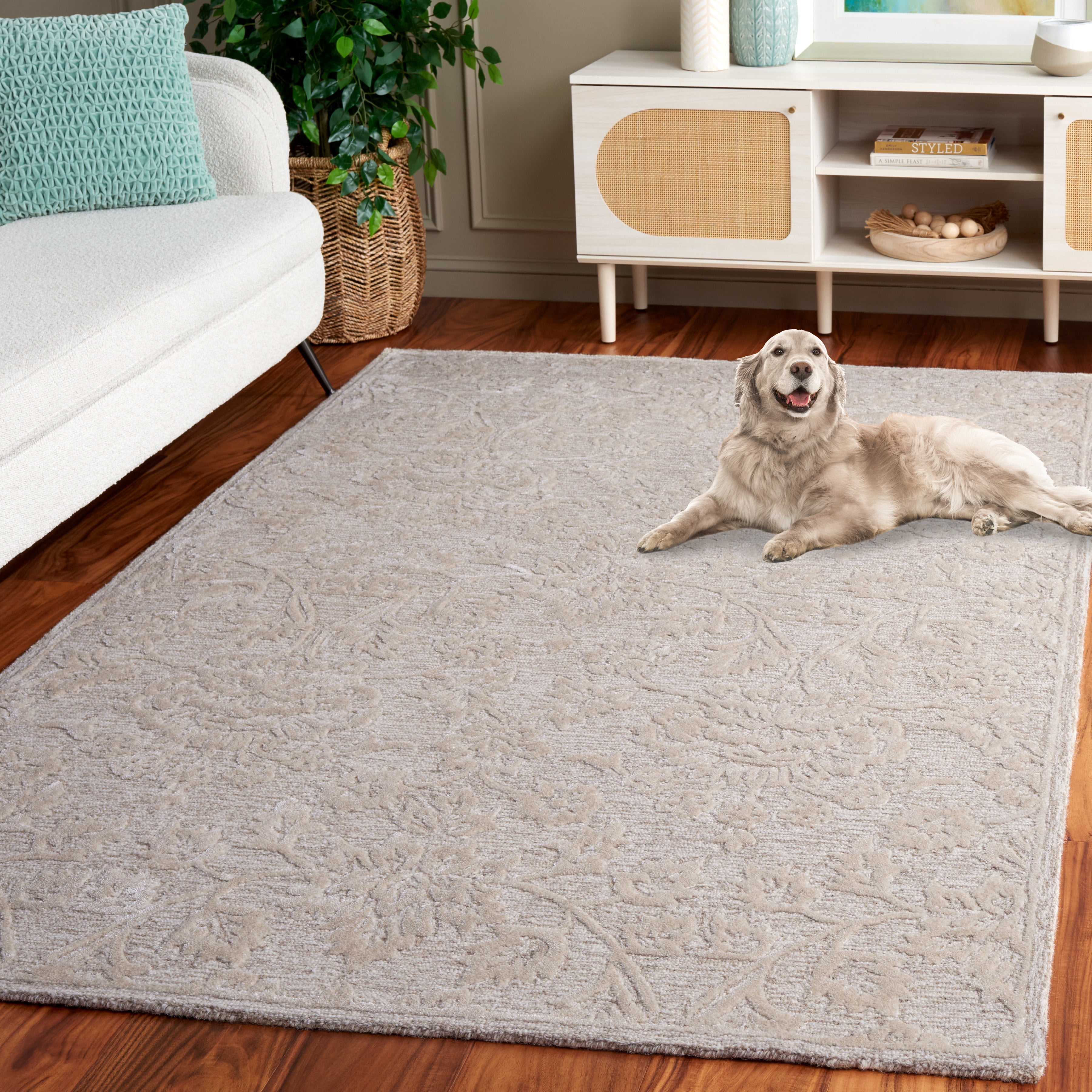 SAFAVIEH Glamour Zowie Floral Area Rug, Beige/Ivory, 6' x 6' Square