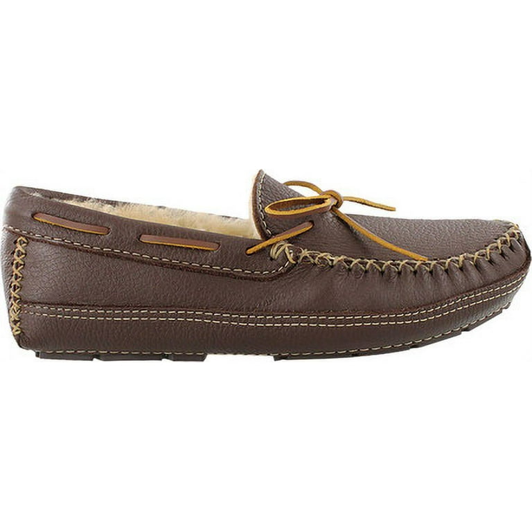 Minnetonka Men s Sheepskin Lined Moose Slipper