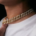 thumbnail image 1 of Collar de estilo europeo y americano con cadena cubana para hombre, estilo hip hop, accesorios, collar con incrustaciones de diamantes, 1 of 5