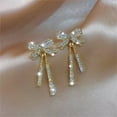 thumbnail image 3 of Uinagy Boucles d'Oreilles en Diamant avec Nœud Perlé, 3 of 9
