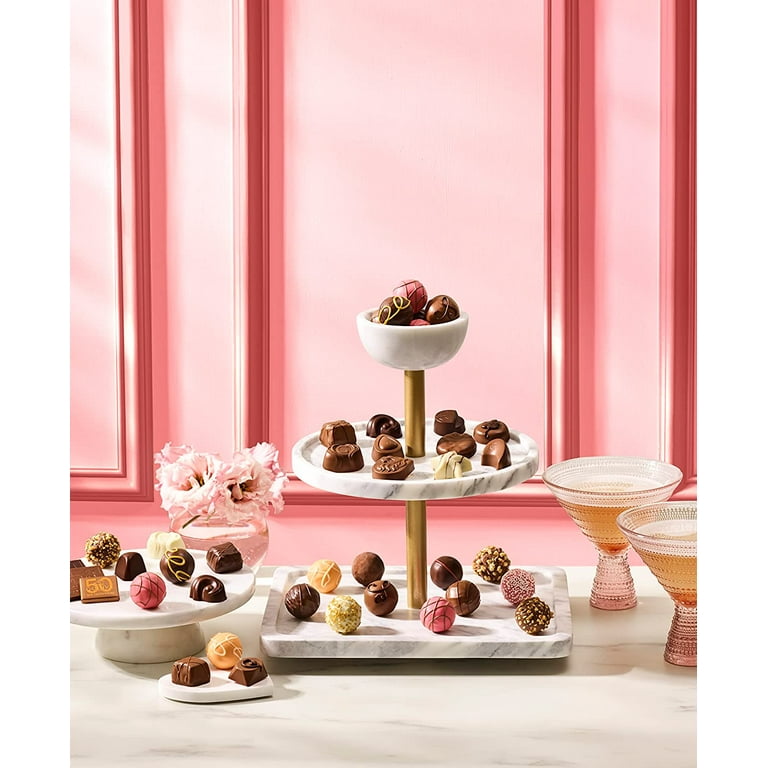 GODIVA Gourmet Christmas Dark & Milk Chocolate Assortment Gold