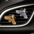 thumbnail image 2 of Clip de aromaterapia para decoración de salida de aire acondicionado de coche con forma de abeja y diamante perlado, 2 of 6