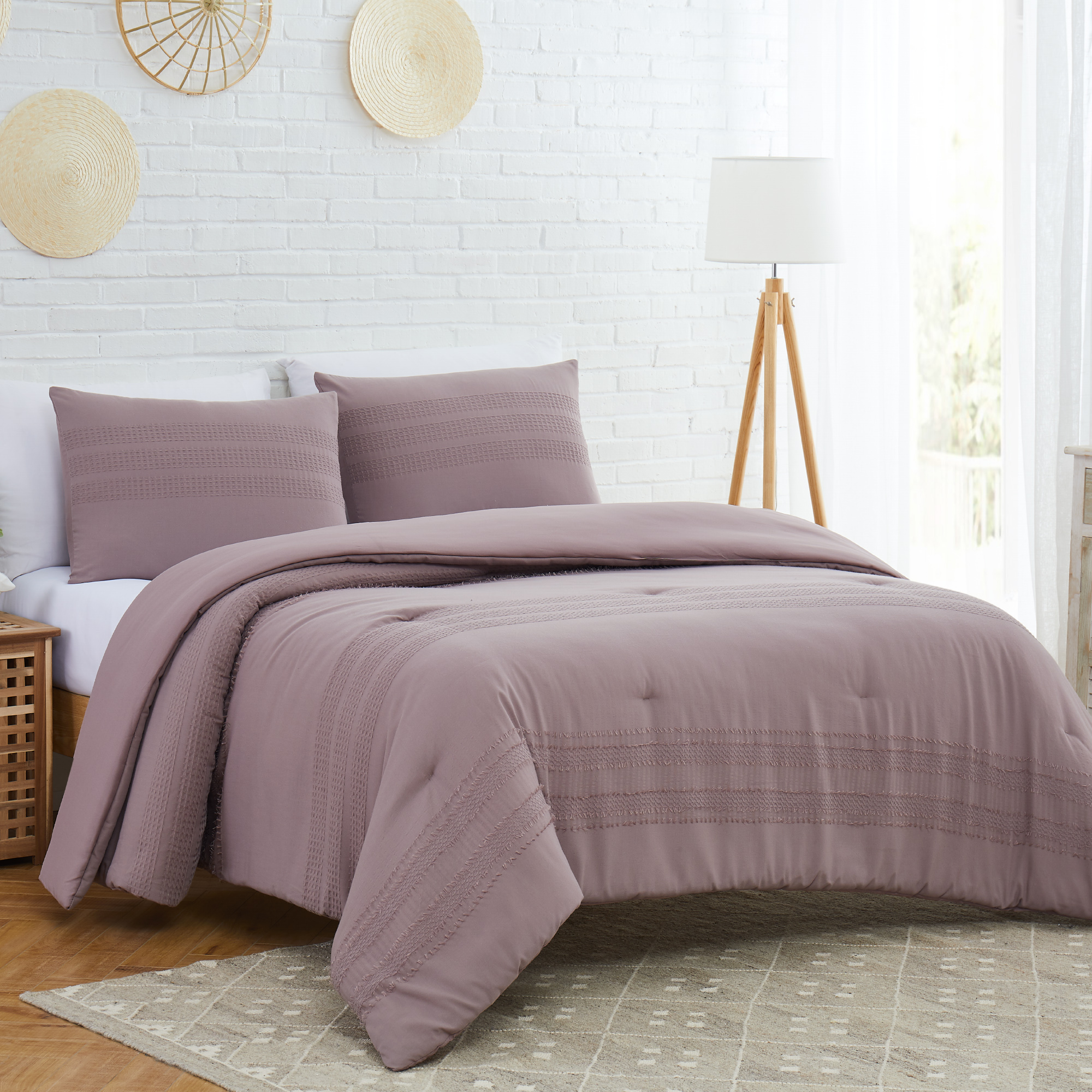 Modern Threads 3 Piece ClipJacquard Comforter Set Merrick Queen