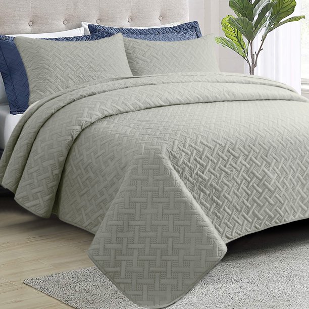 NT Bay Full/Queen Quilt Set Light Gray Bedspread, 3 Piece Microfiber