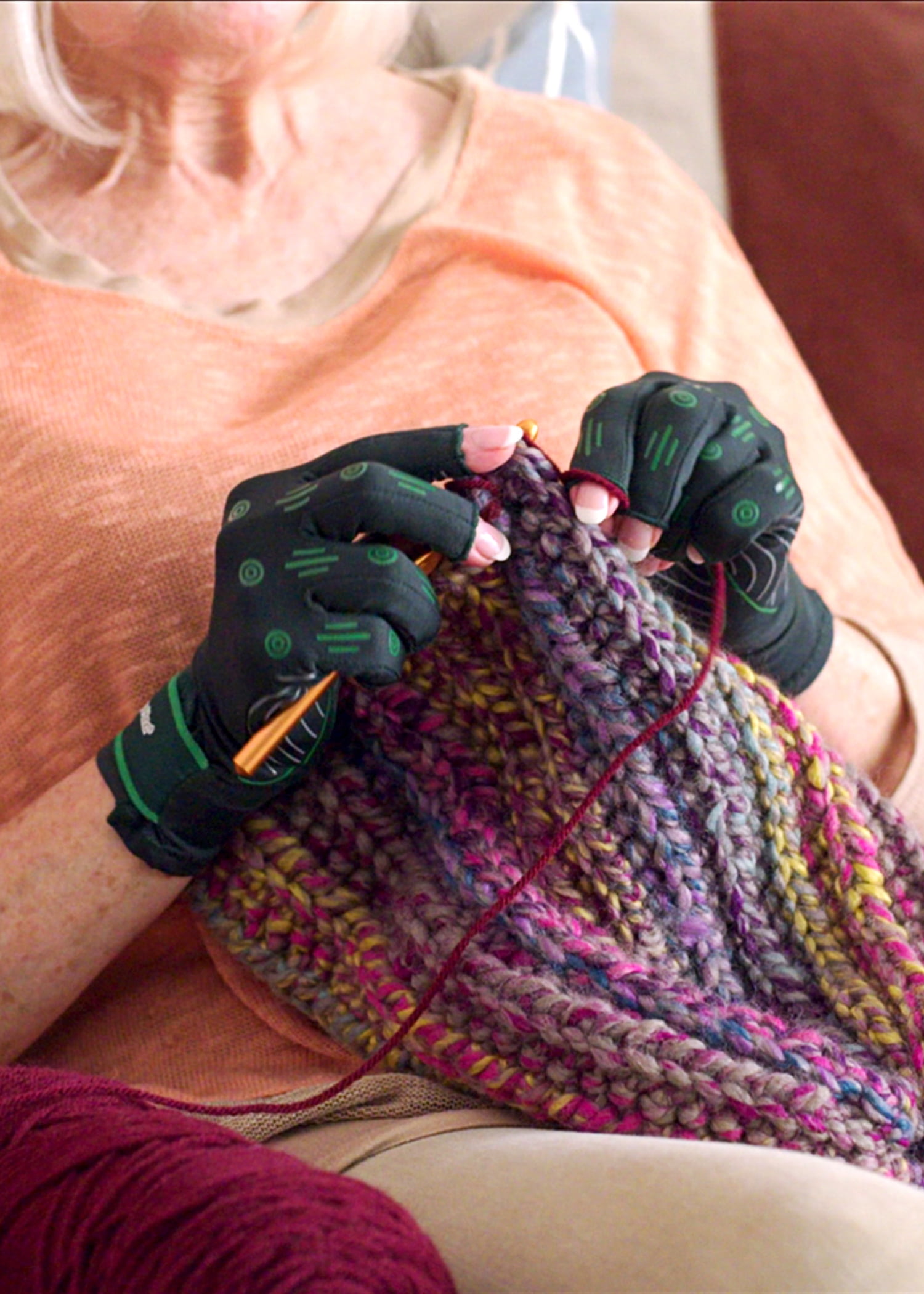 Hempvana Green Relief Arthritis Gloves, as Seen on TV, Relieves Pain & Swelling, SM/MD, Unisex